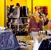 Магазины одежды и обуви в Киришах